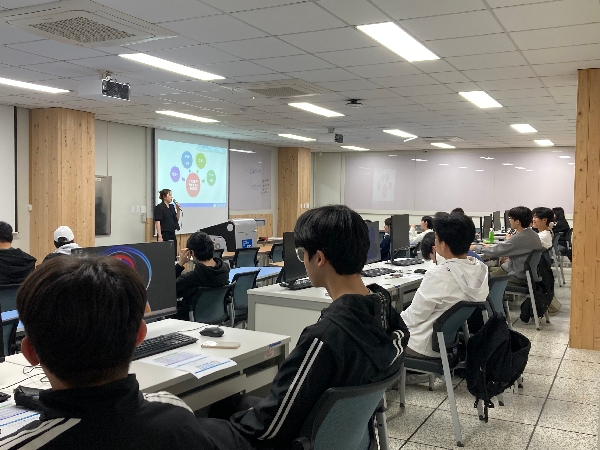 조선대, 신입생 대상 ‘2025 학과맞춤 취업성공 로드맵’ 특강 성료 대표이미지